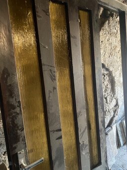 Dřevěné dveře a futra - 2