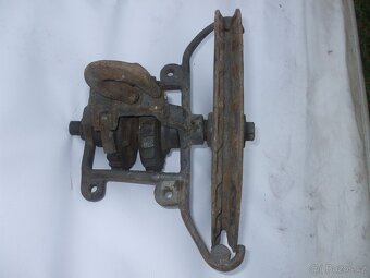 Litinový vrátek KOČKA. - 2