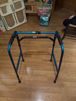 Chodítko - Invalidní - 2