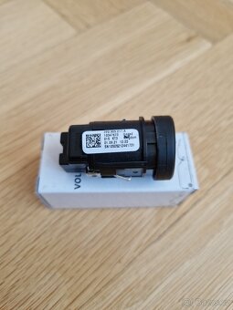 Startovací tlačítko - 2