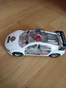 auto a tank na baterky - 2