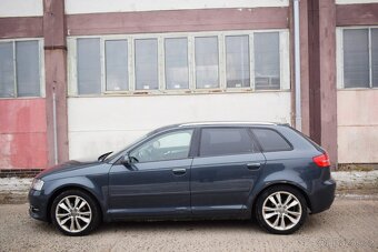 Audi A3 SPORTBACK 1.6 TDi/2011/TAŽNÉ/ - 2