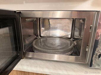 Mikrovlnná trouba s grilem - 2