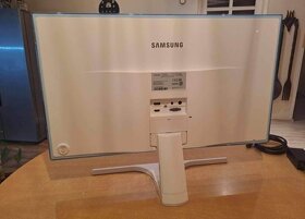 Prodám monitor Samsung 27palců - 2
