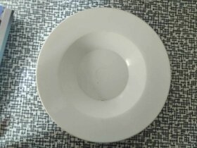 Retro plastové talíře - 2
