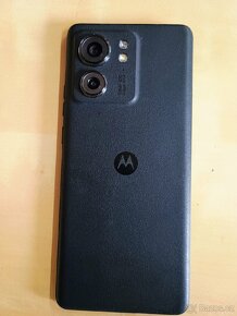 Motorola EDGE 40 8/256GB - černý - 2