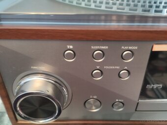 Roadstar HIF-8899BT Multimediální Hi-Fi - 2