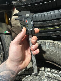 Gumy 185/60 r14 - 2
