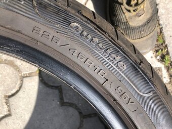 225/45 R 18 95Y - 2