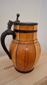 Korbel, cínový dekl, porcelán v podobě dřeva - 2