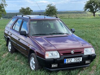 Škoda Favorit Forman Solitaire - 2