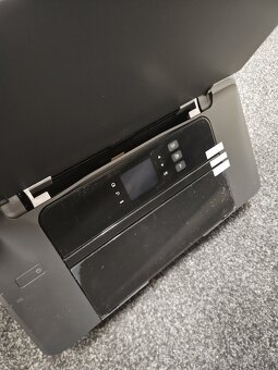 Nová mobilní barevná tiskárna HP OfficeJet 202 - 2