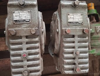 Převodovka 1:80 s elektromotorem 0,51 kW, na prodej 4 kusy - 2