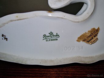 Porcelánová soška psa - 2