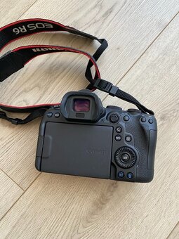 Canon EOS R6, objektiv Canon RF 85 mm a Canon RF 35 mm f/1,4 - 2