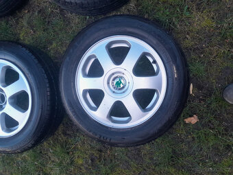 Alu disky včetně pneu 205/60 R15 Sava 5ks - 2