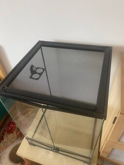 Terárium vertikální (60x45x45)+ Dvojita Lampa+tepelný kabel - 2