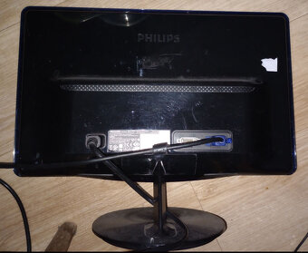 LCD PHILIPS - 197E3L (19palců) - funkční - 2