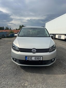Volkswagen Touran 1.6 TDI (77 kW), 2011 - 2