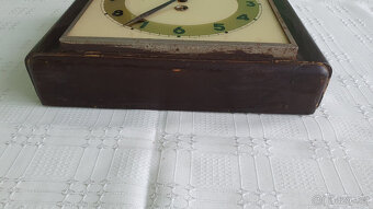 Nástěnné hodiny Chronotechna - 2