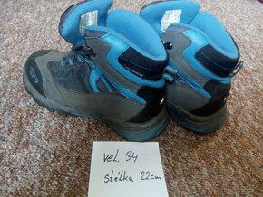 Boty trekové vel 34, stélka 22cm waterproof - 2