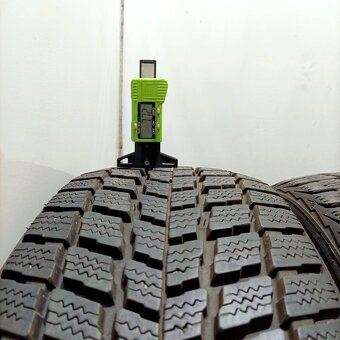 18" PNEU – 235/60/R18 – ZIMNÍ - NEXEN - 90% vzorek - 2