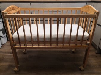 Prodám detskou postylku 90x40 cm - 2