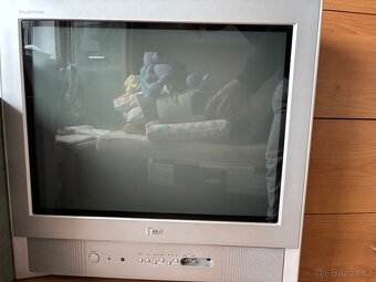 Daruji 2 x TV, 77 a 55cm - 2