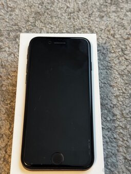 IPhone SE 2020 - 2