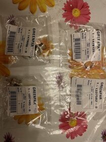 různé koaxiální konektory - 2