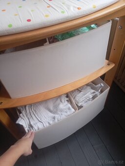 Přebalovací pult Stokke - 2