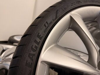 originální kola Tesla Model X 1027246-00-E r22 - 2