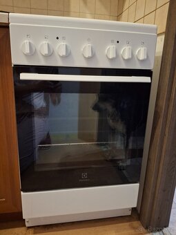 Sklokeramicky sporák - 2