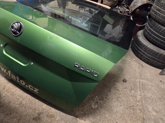 Škoda Rapid víko kufru - 2