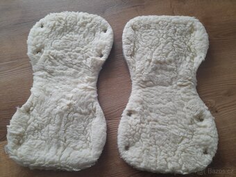 Rukavice na kočárek - 2