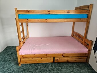 Patrová postel z masívu - 2