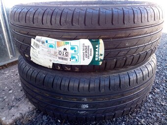 Prodám 2 ks let. pneu Nokian rozměr 215/65 R 17 - 2