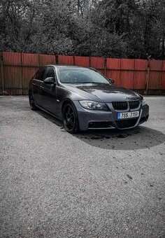BMW E90 335i M-paket, R19, manuál, úpravy – 280 kW - 2