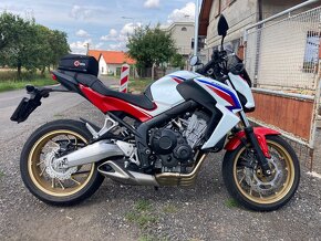 Honda CB650F - 2