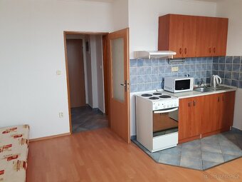 Pronájem bytu 1+KK v Trutnově - 2