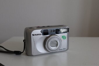 FUJIFILM Zoom 76s - 2