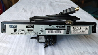 LG Blu-ray disk/DVD player BP 135 přehrávač - 2