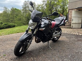 Suzuki GSR 600 - 2