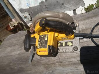 DEWALT mafll na kábel - 2