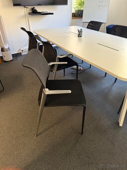 Vitra Meda slim - 2