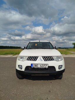Mitsubishi l200 2011 - 2
