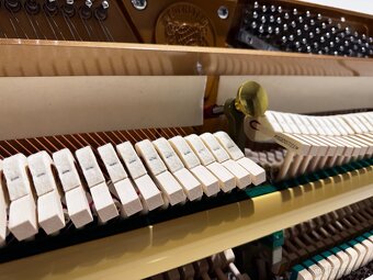 Pianino Begenstein - 2