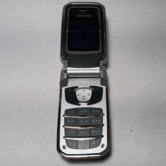 Siemens CF62, mobilní telefon - 2