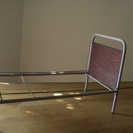 STAROŽITNÁ POSTÝLKA HRAČKA - 2