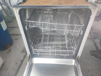 Prodám starší funkční myčku zn AEG -60 cm-- Dovezu----- - 2